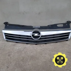 Решетка радиатора (гриль) рестайлинг 1320369, 93199581 для Opel Astra H 2007-2014 год